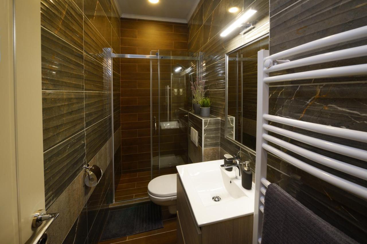 Orangehomes 4 Bdrm Apartment View To Synagogue บูดาเปสต์ ภายนอก รูปภาพ