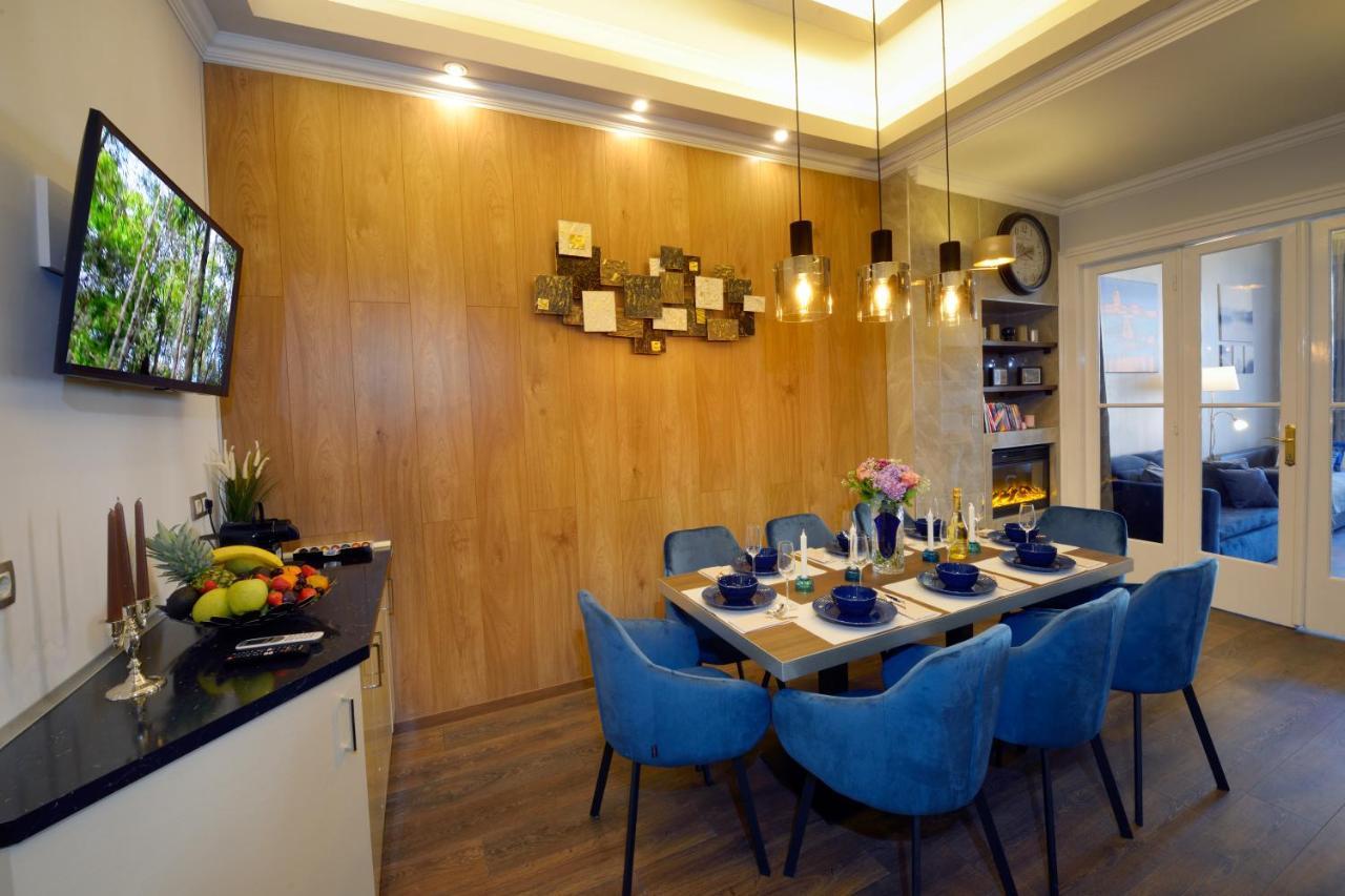 Orangehomes 4 Bdrm Apartment View To Synagogue บูดาเปสต์ ภายนอก รูปภาพ